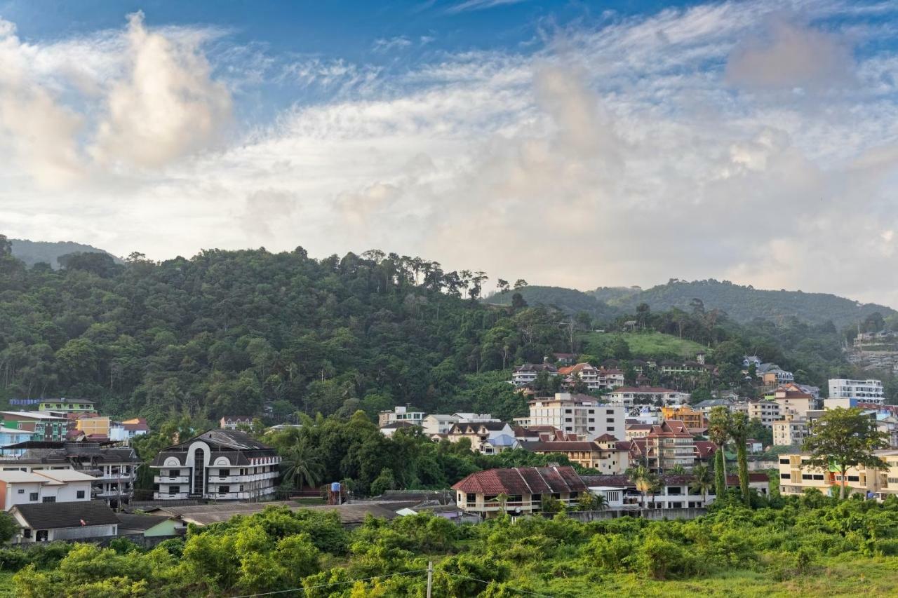 J Sweet Dream Boutique Hotel Phuket Patong Екстериор снимка